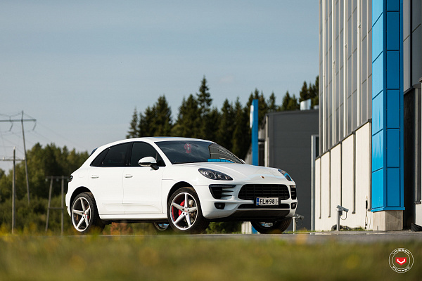 Фото дисков Vossen CG-201 Глянцевый лак на Porsche Macan I