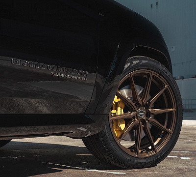 Фото дисков Vossen HF-3 на Jeep Grand Cherokee IV