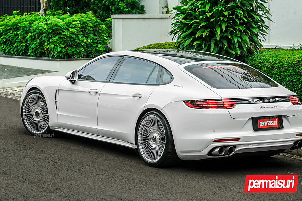 Фото дисков Vossen S17-16 Глянцевый лак на Porsche Panamera II