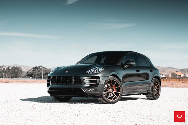 Фото дисков Vossen VFS-1 Сатиновая бронза на Porsche Macan I