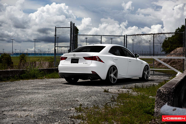 Фото дисков Vossen CV5 Алмазная проточка на Lexus IS II
