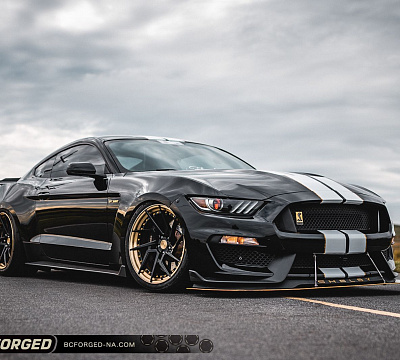 Фото дисков BC Forged HCA218 на Ford Mustang VI