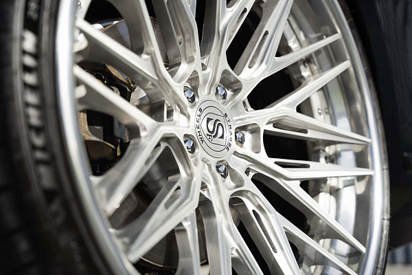Фото дисков Strasse Wheels SV10M-RS Deep Concave FS Глянцевый лак на BMW 7 (G11/G12)