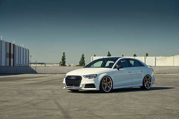 Фото дисков Asanti REGAL Глянцевая бронза на Audi A/S/RS 3 (8V)