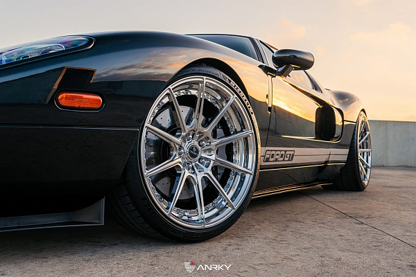 Фото дисков Anrky RS4.2 Полированный лак на Ford GT I
