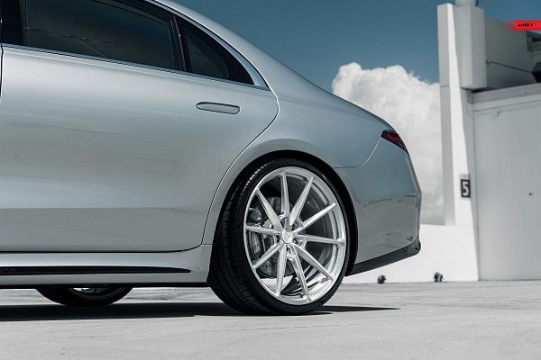 Фото дисков Anrky AN18 Глянцевый лак на Mercedes-Benz S-Class (W223)