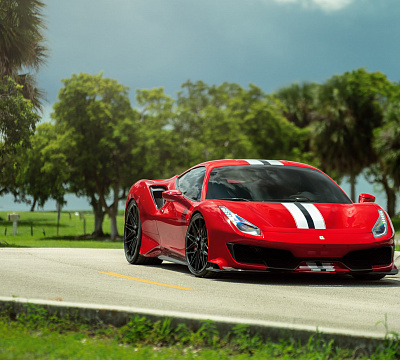Фото дисков Vossen EVO-5 на Ferrari 488
