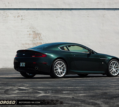 Фото дисков BC Forged RS40 на Aston Martin Vantage 3