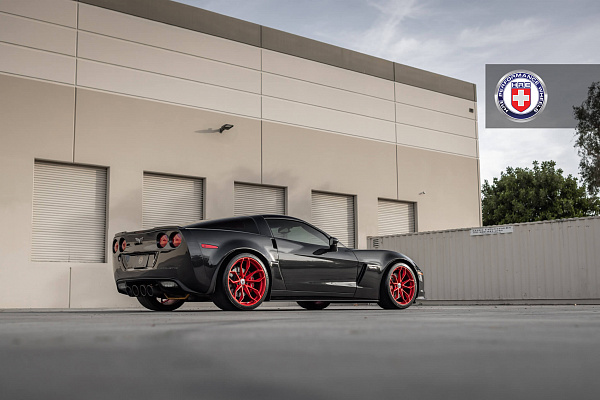 Фото дисков HRE P201 Красный сатин на Chevrolet Corvette C6