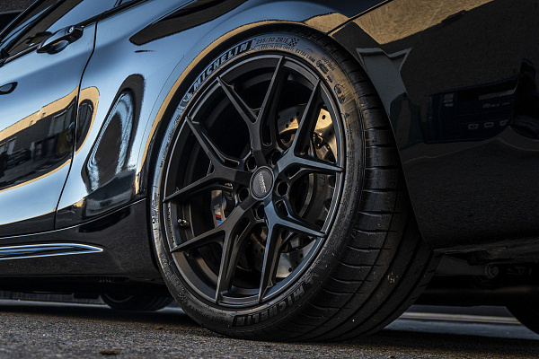 Фото дисков Vossen HF-5 Черный сатин на BMW 2/M2 (F22/F87)