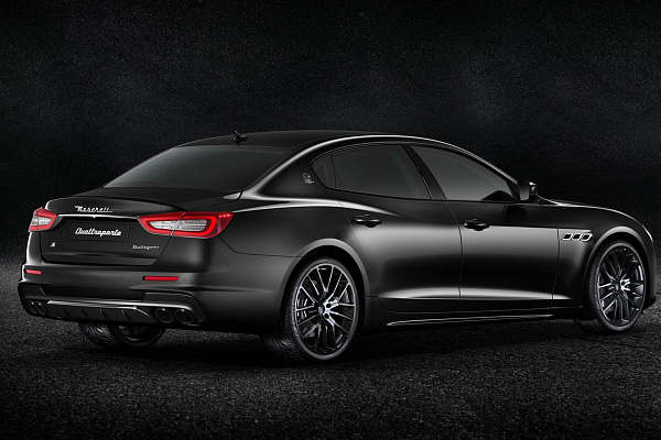 Фото дисков Maserati TRITONE Черный глянец на Maserati Quattroporte VI