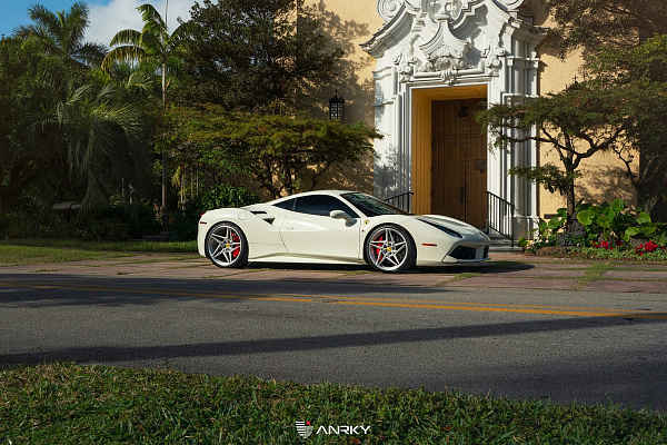 Фото дисков Anrky S1-X3 Глянцевый лак на Ferrari 488