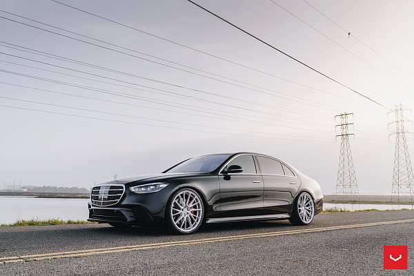 Фото дисков Vossen HF-4T Серебро на Mercedes-Benz S-Class (W223)