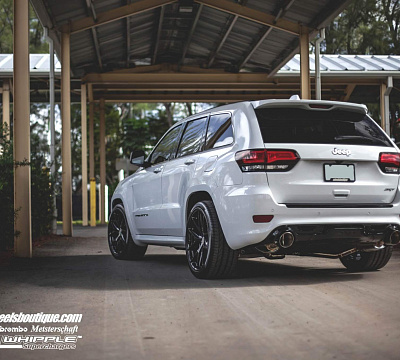 Фото дисков HRE P101 на Jeep Grand Cherokee IV