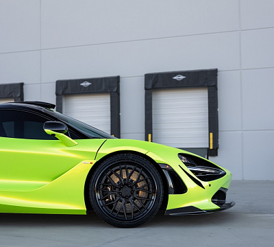 Фото дисков Strasse Wheels SV10M Deep Concave FS на McLaren 720S