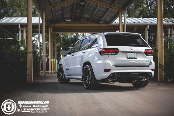 Фото дисков HRE P101 Черный глянец на Jeep Grand Cherokee IV