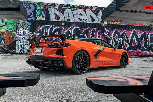 Фото дисков Anrky AN10 Черный глянец на Chevrolet Corvette C8