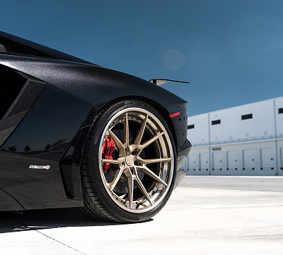 Фото дисков Anrky AN32 на Lamborghini Aventador