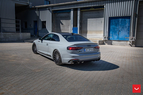 Фото дисков Vossen VFS-2 Глянцевый темный лак на Audi A/S/RS 5 (F5)