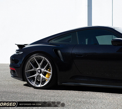 Фото дисков BC Forged HCK196 на Porsche 911 VIII