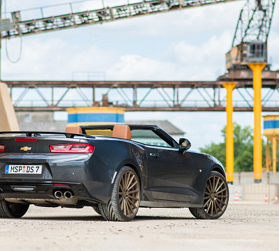 Фото дисков Vossen VFS-2 на Chevrolet Camaro V