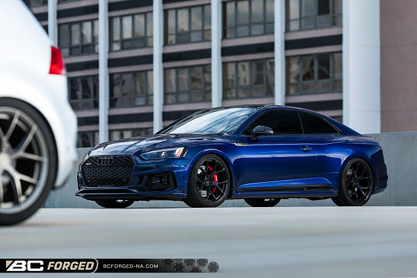 Фото дисков BC Forged RZ05 Черный глянец на Audi A/S/RS 5 (F5)