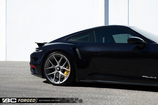Фото дисков BC Forged HCK196 Сатиновый тонированный лак на Porsche 911 VIII