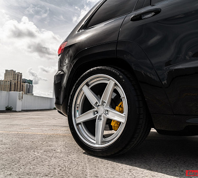 Фото дисков Anrky AN35 на Jeep Grand Cherokee IV