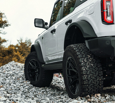 Фото дисков Vossen HF6-4 на Ford Bronco