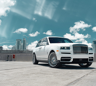 Фото дисков Vossen S17-15T на Rolls-Royce Cullinan