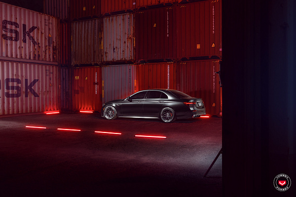 Фото дисков Vossen GEN-03 (3-piece) Черный сатин на Mercedes-Benz E-Class (W213, S213, C238)