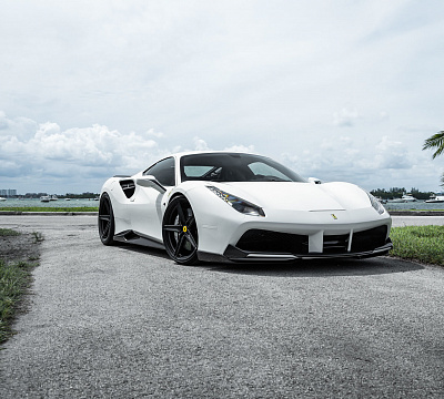 Фото дисков Vossen M-X5 на Ferrari 488