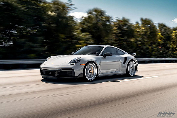 Фото дисков 1886 Wheels G009 Глянцевый лак на Porsche 911 VIII