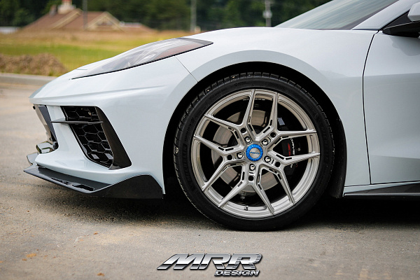 Фото дисков MRR NES SS-3 Глянцевый лак на Chevrolet Corvette C8