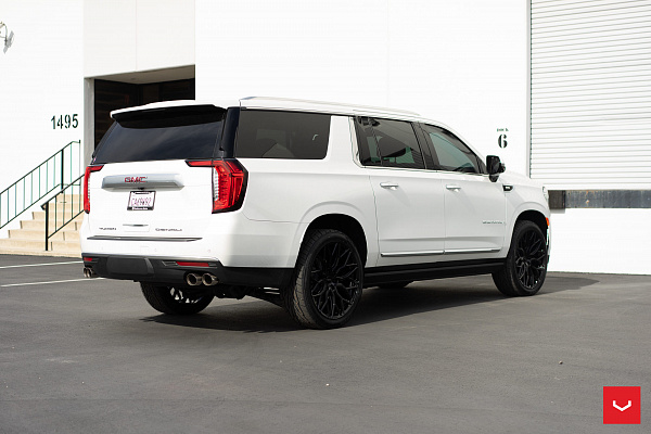 GMC Yukon V