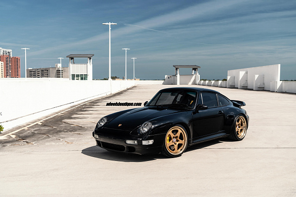Фото дисков HRE 527 Сатиновое золото на Porsche 911 IV