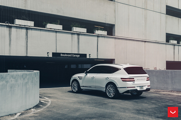 Фото дисков Vossen HF-7 Серебро на Genesis GV80