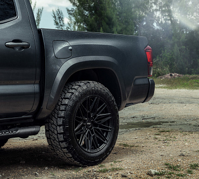 Фото дисков Vossen HF6-5 на Toyota Tacoma III