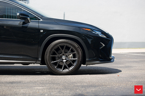 Фото дисков Vossen VFS-6 Глянцевый графит на Lexus RX IV