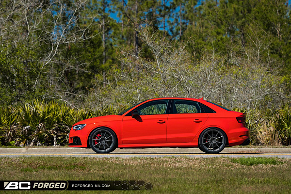 Фото дисков BC Forged EH182 Матовый графит на Audi A/S/RS 3 (8V)