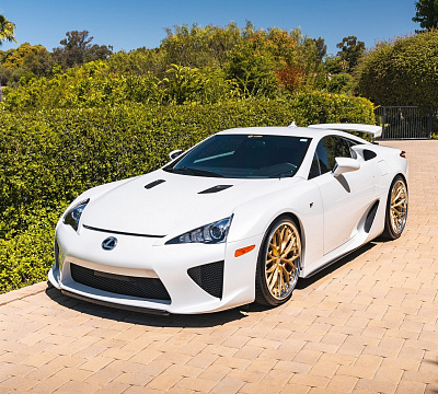 Фото дисков Anrky AN30 на Lexus LFA