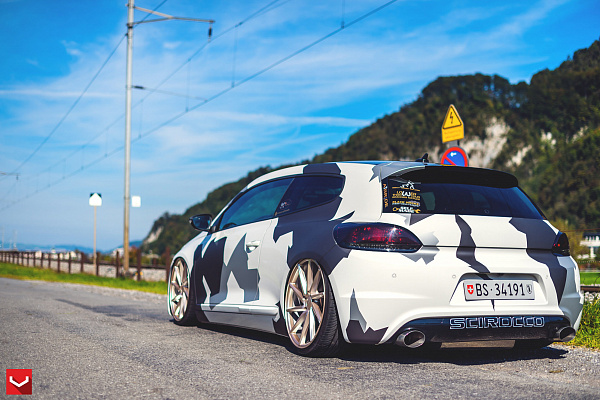 Фото дисков Vossen CVT Серебро на Volkswagen Scirocco III