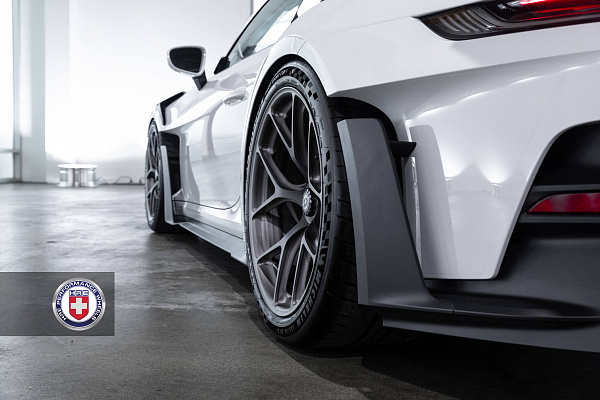 Фото дисков HRE R101 Lightweight Сатиновый темный лак на Porsche 911 VIII