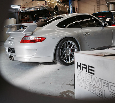 Фото дисков HRE FF01 на Porsche 911 VI