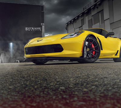 Фото дисков Strasse Wheels SM5R Deep Concave Monoblock на Chevrolet Corvette C7