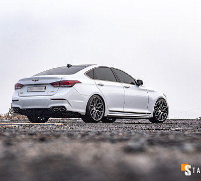 Фото дисков Vossen HF-2 на Genesis G80 I