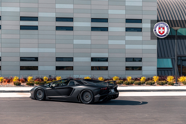 Lamborghini Aventador SV