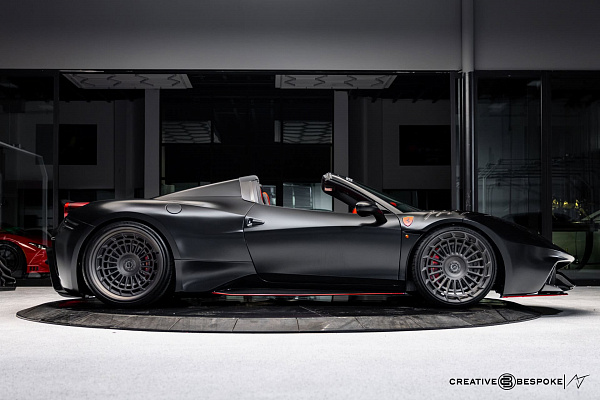 Фото дисков Brixton Forged TR10 AERO1 Сатиновый темный лак на Ferrari 458