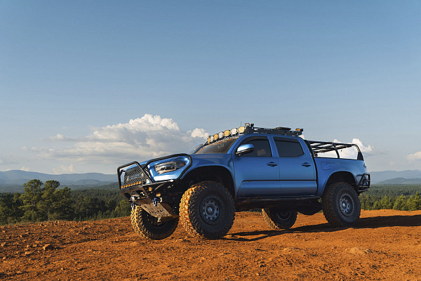 Фото дисков Black Rhino XPLORER  на Toyota Tacoma III