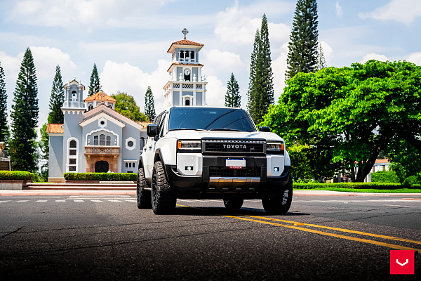 Фото дисков Vossen HFX-1 (6-Lug) Черный глянец на Toyota Land Cruiser Prado 250